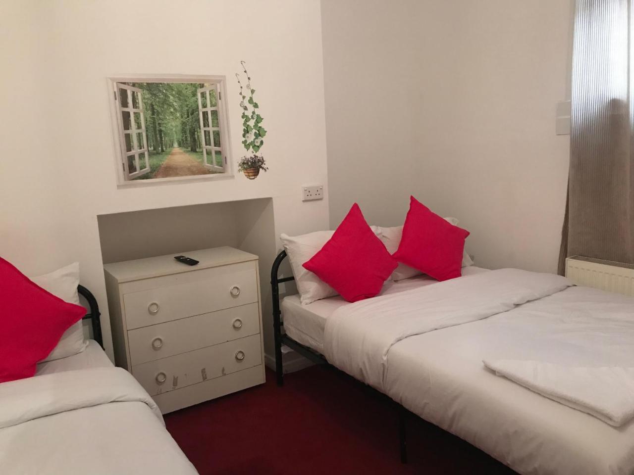 Poplar Guest House Londra Dış mekan fotoğraf