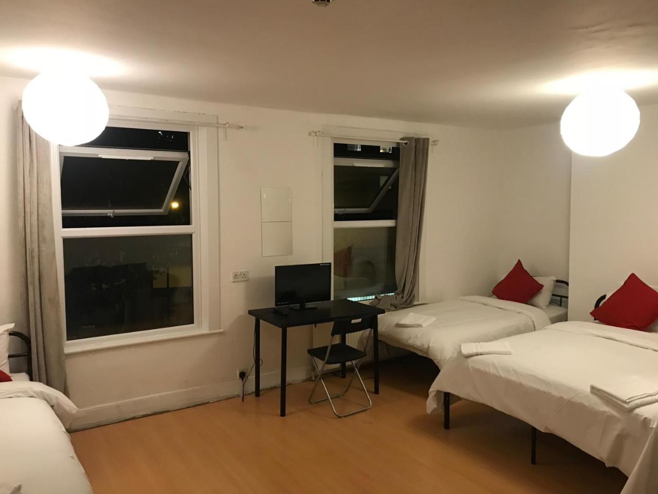 Poplar Guest House Londra Dış mekan fotoğraf
