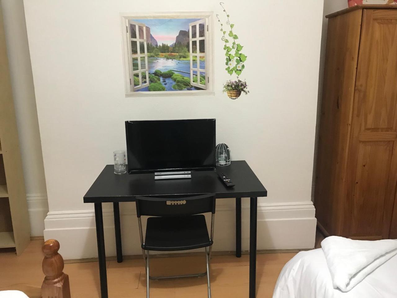 Poplar Guest House Londra Dış mekan fotoğraf
