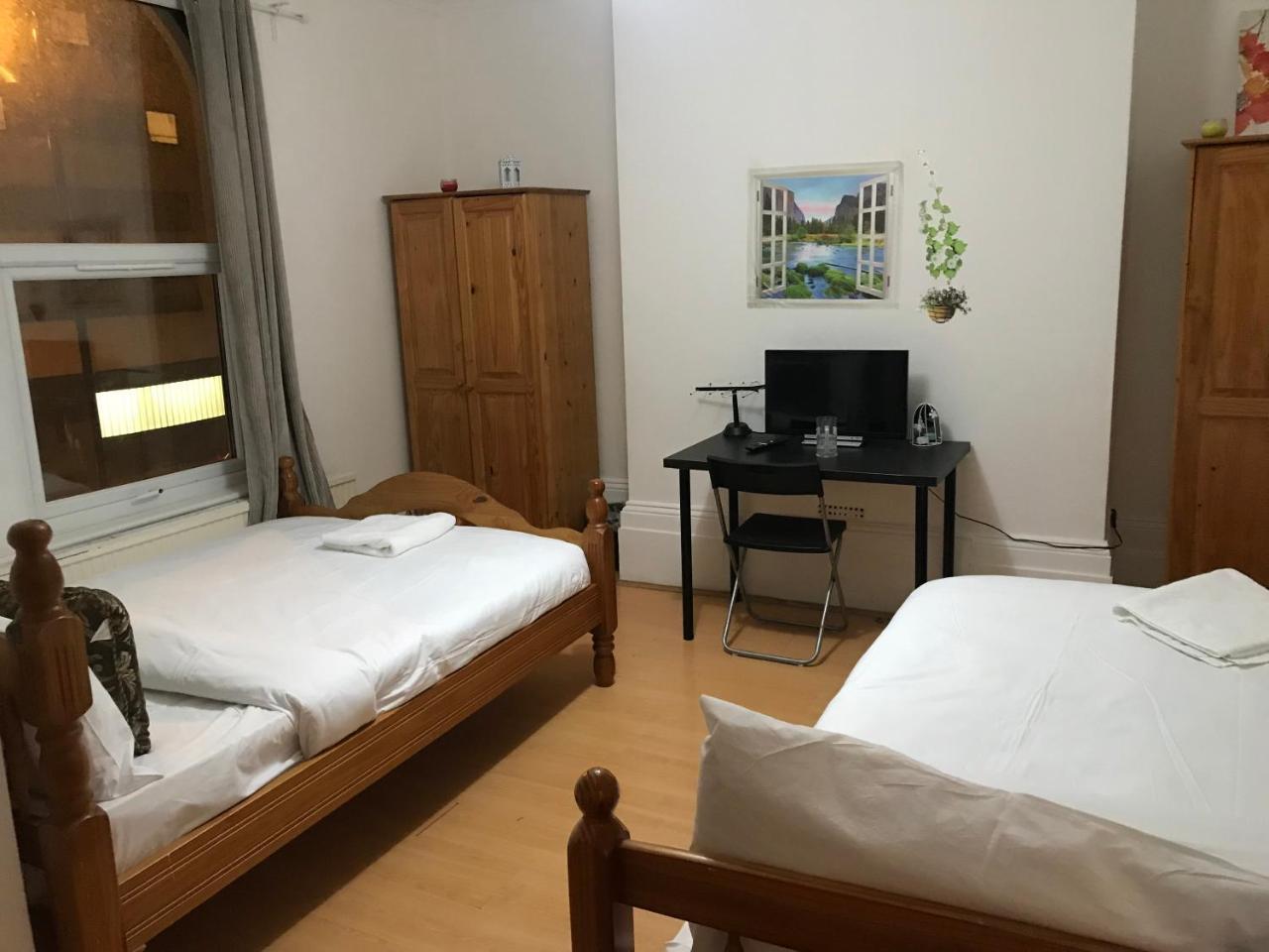 Poplar Guest House Londra Dış mekan fotoğraf