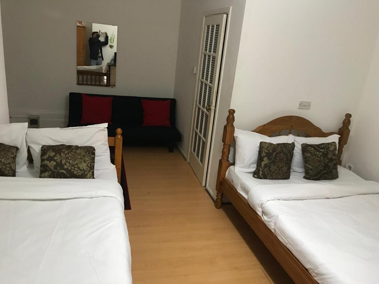 Poplar Guest House Londra Dış mekan fotoğraf