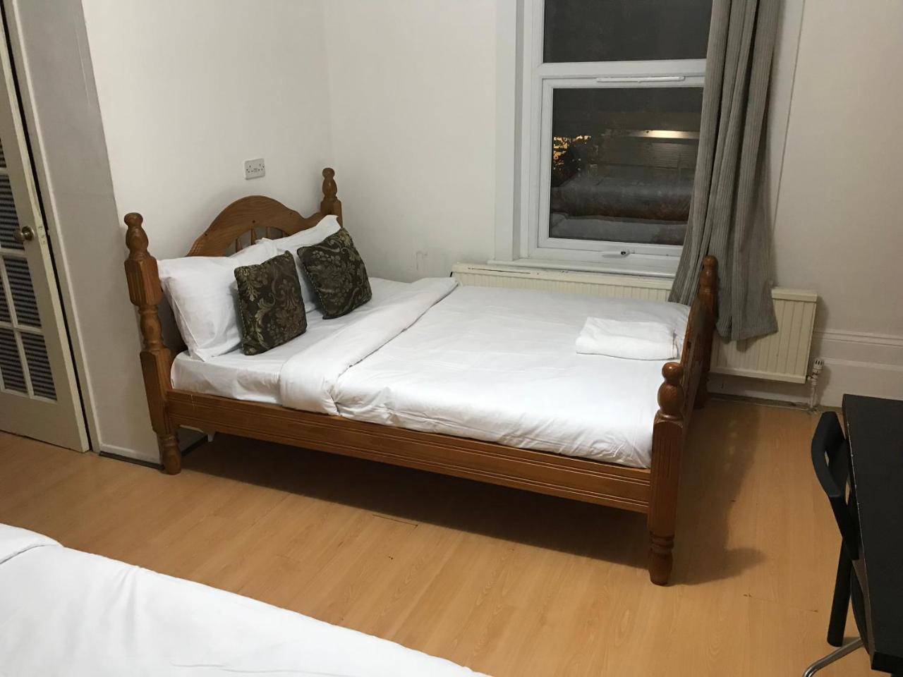 Poplar Guest House Londra Dış mekan fotoğraf
