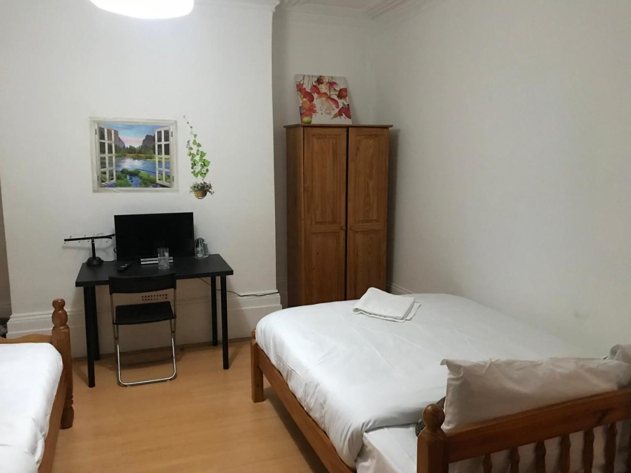 Poplar Guest House Londra Dış mekan fotoğraf