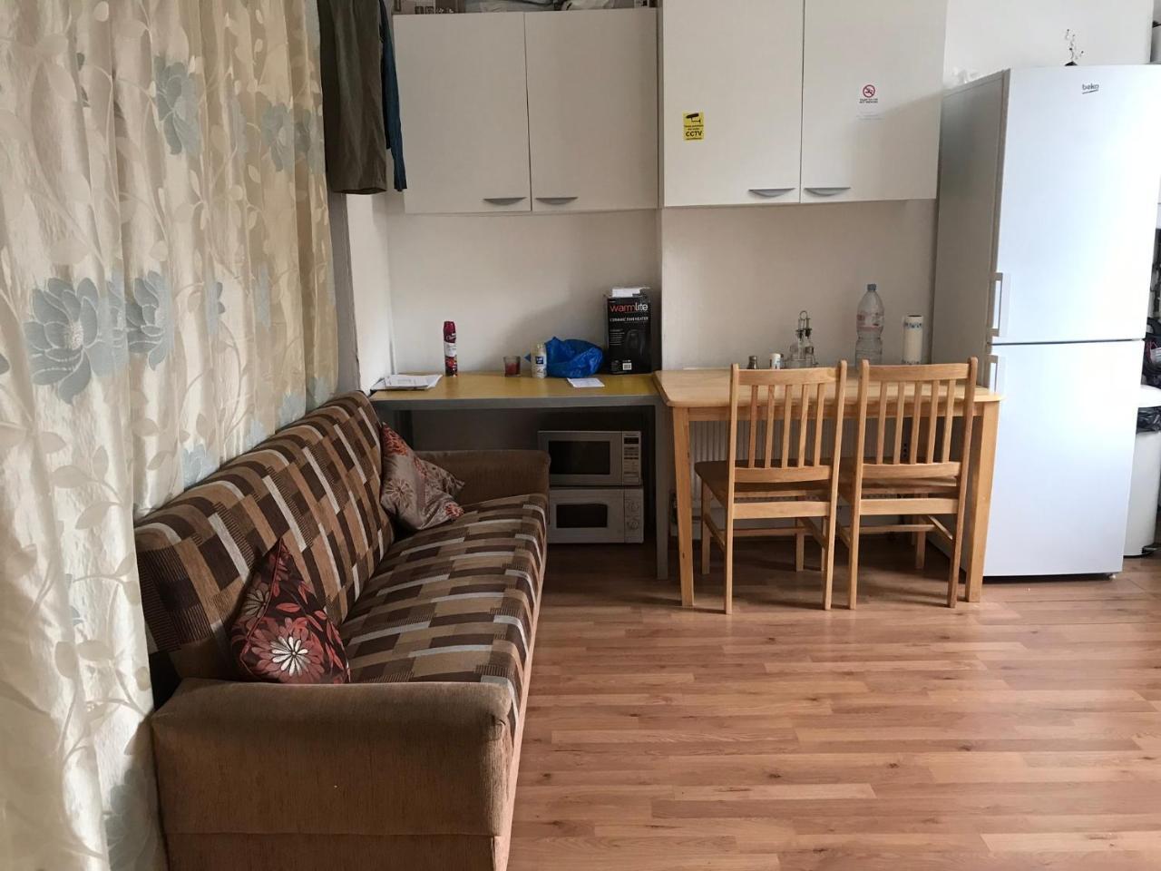 Poplar Guest House Londra Dış mekan fotoğraf